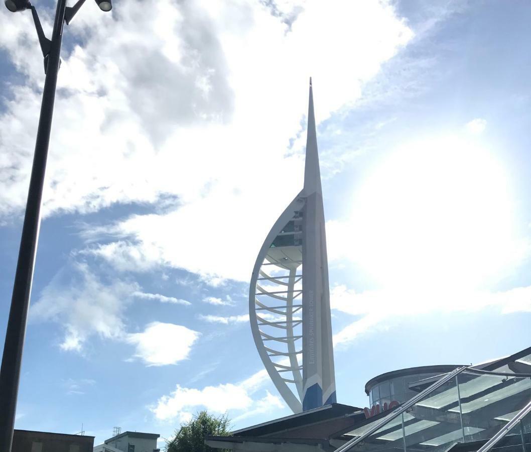 Gunwharf Quays Holiday Homes Portsmouth Eksteriør bilde